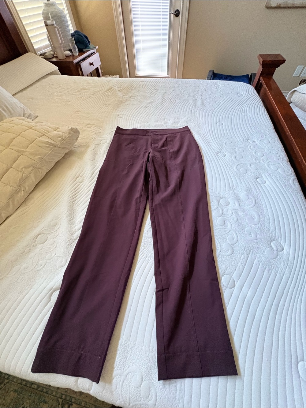 Mondetta Wide-Leg Lined Dress Pants in Plum